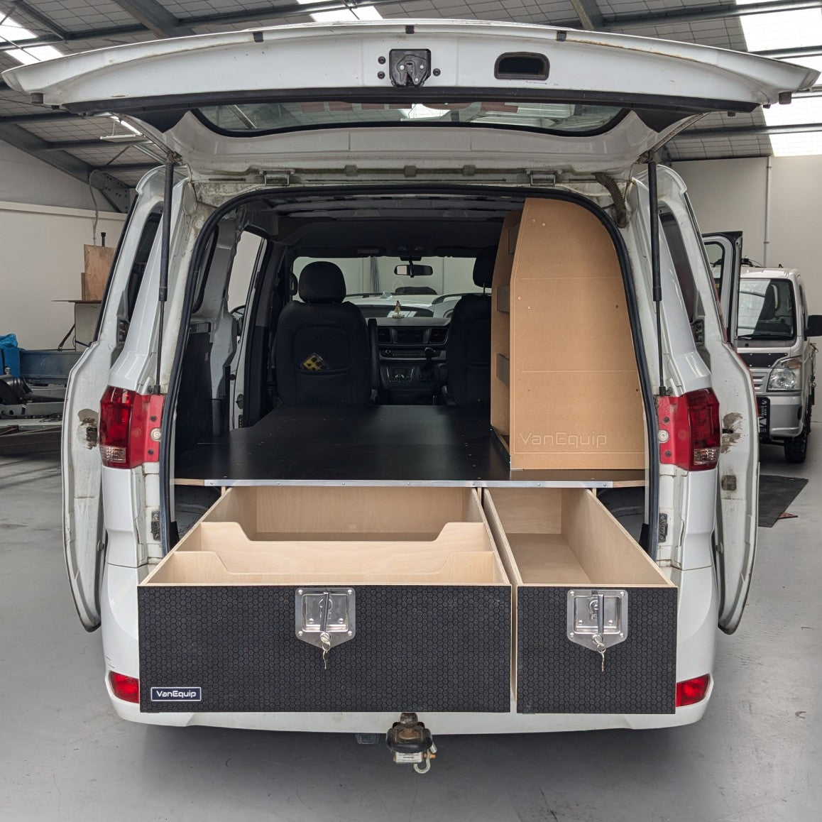 Van Drawers - False Floor with Drawers