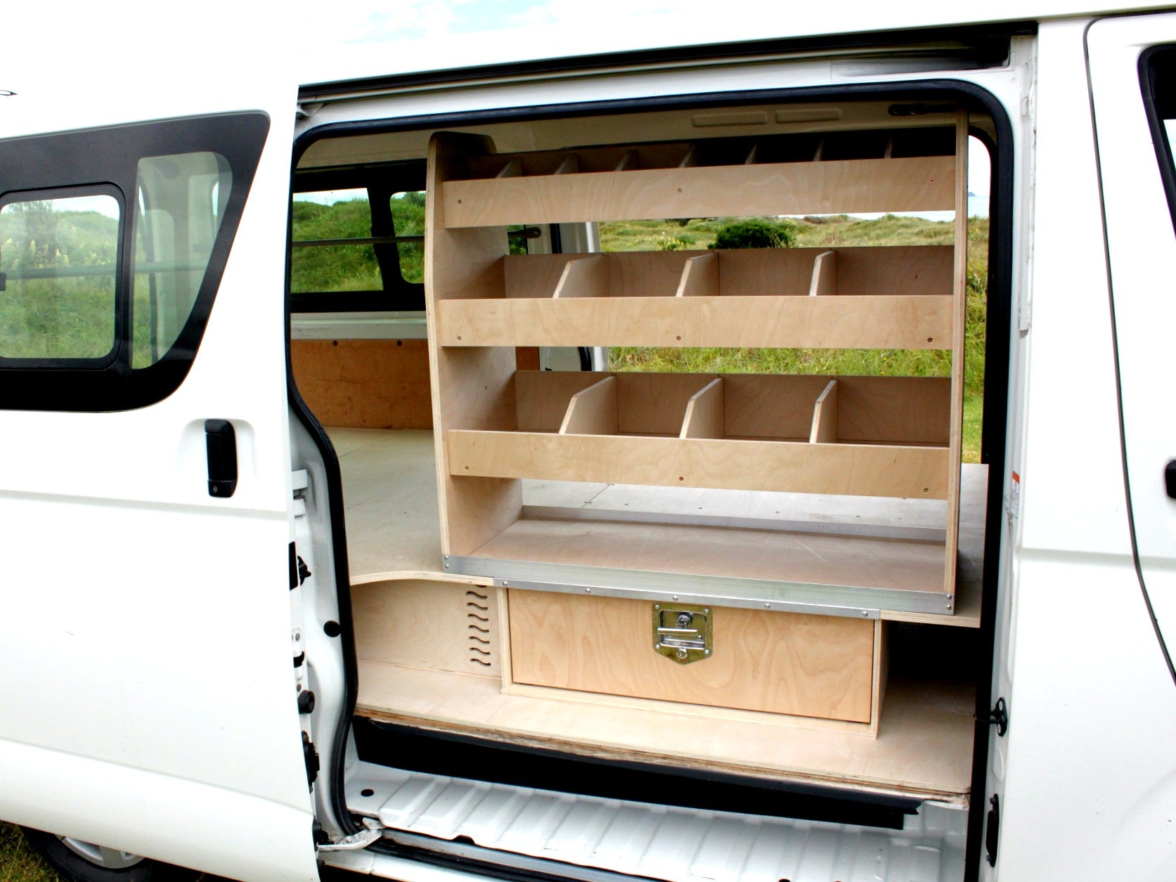 Builders Van Racking Ideas Auckland, Tauranga, Wellington, Chch ...